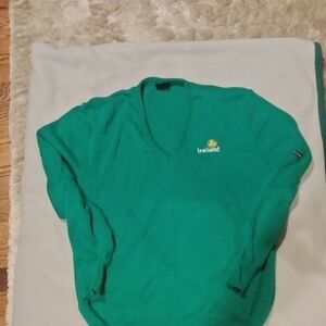 Macy's Green V-Neck Sweater